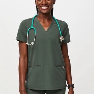 Figs Women's Moss Green 3 pocket scrub top